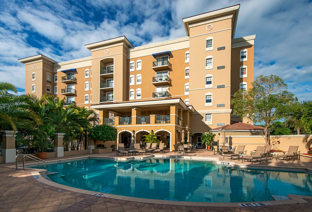 Photo Gallery Broadway Promenade